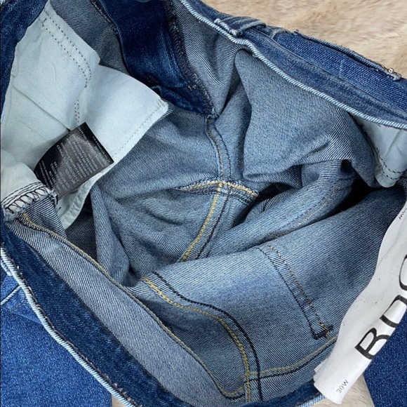 BDG•JEANS - Picture 11 of 12